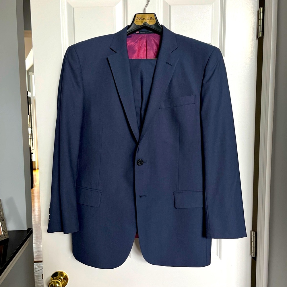 Hart Schaffner Marx Men’s Suit